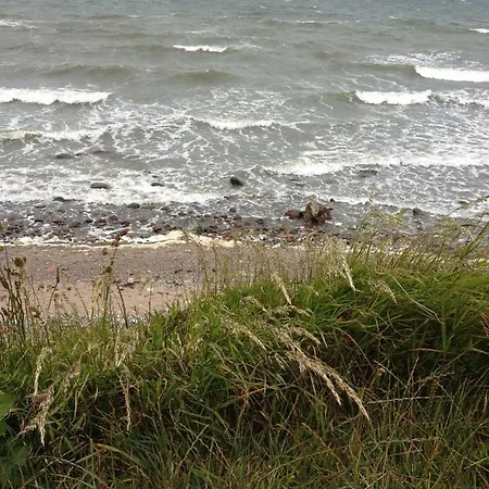 Gastehaus Sonnenstrand Monchgut Lobbe